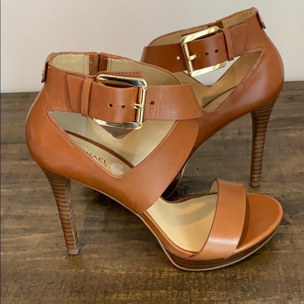 Michaels Kors Josephine Open Toe  size 7 1/2